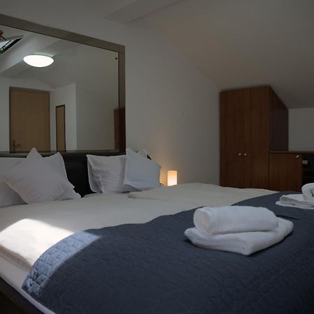 Apartmaji Soncek Izola Exteriér fotografie
